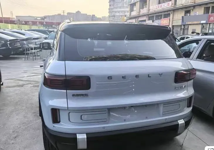 2023 Geely ICON 1.5T 181HP L4 7DCT,autocango,china used car exporter,china ev exporter,chinese used car exporter,chinese used ev exporter