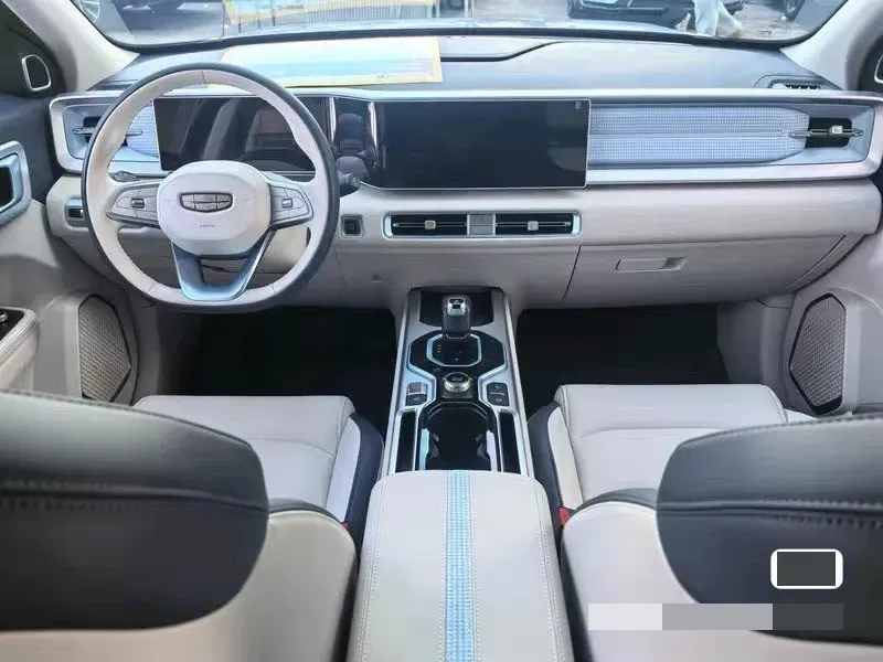 2023 Geely ICON 1.5T 181HP L4 7DCT,autocango,china used car exporter,china ev exporter,chinese used car exporter,chinese used ev exporter