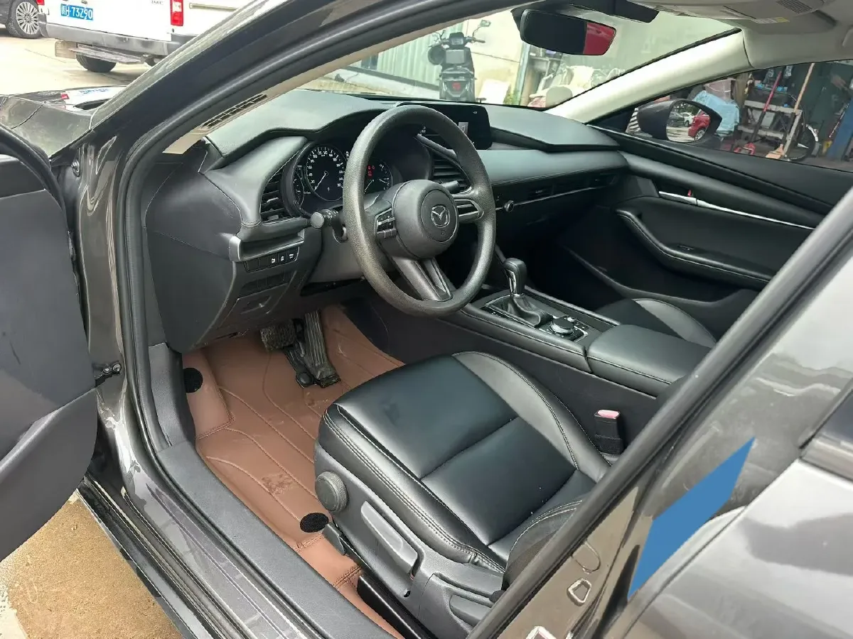 2020 Mazda 3 Axela 1.5L 117HP L4 6AT,autocango,china used car exporter,china ev exporter,chinese used car exporter,chinese used ev exporter