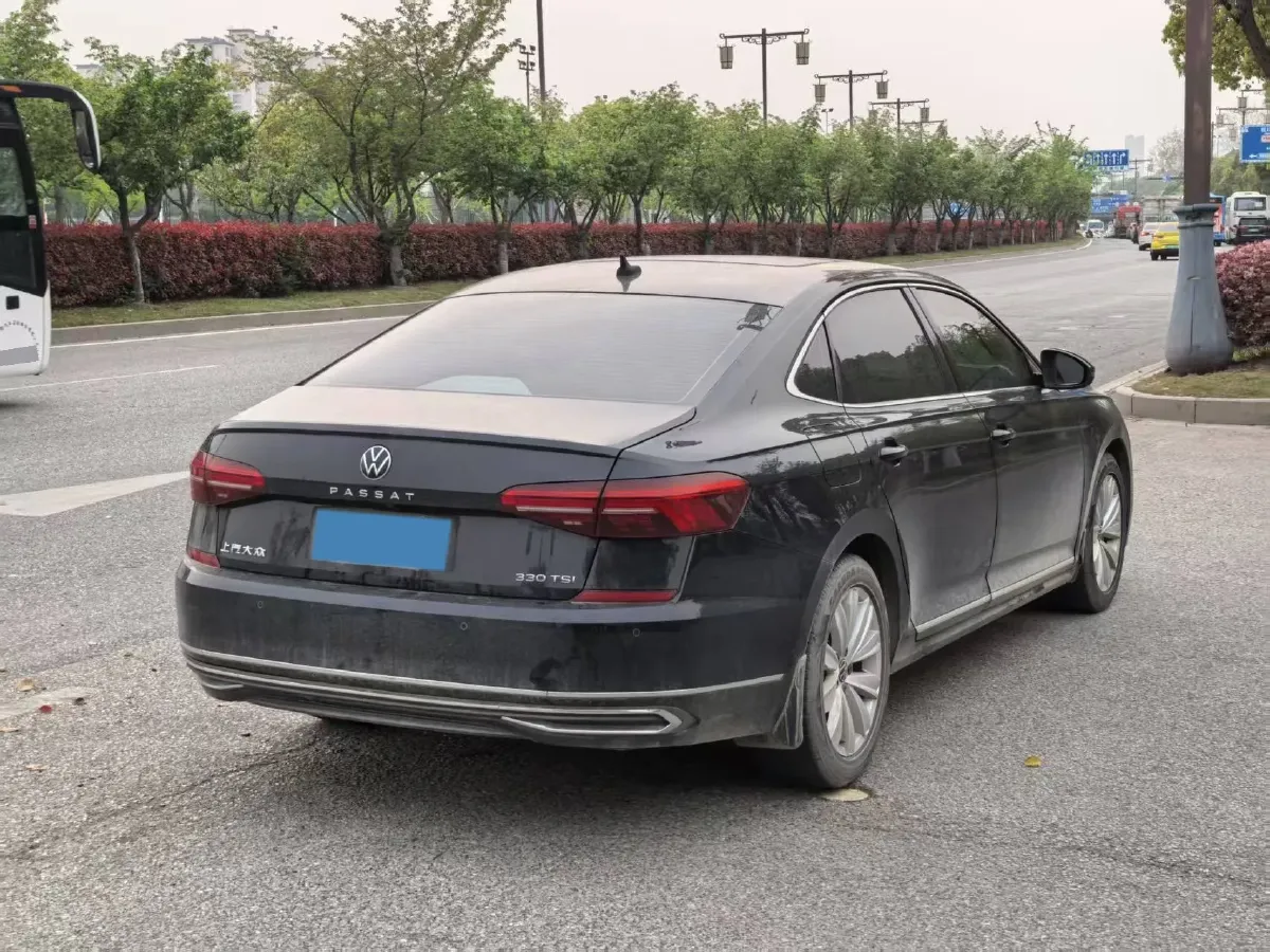 2020 Volkswagen Passat 2.0T 186HP L4 7DCT,autocango,china used car exporter,china ev exporter,chinese used car exporter,chinese used ev exporter