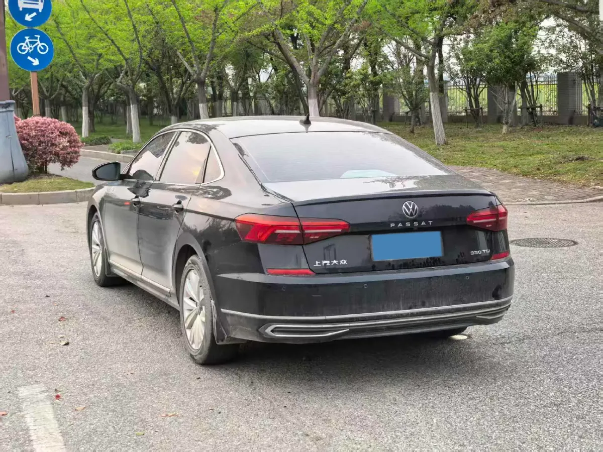 2020 Volkswagen Passat 2.0T 186HP L4 7DCT,autocango,china used car exporter,china ev exporter,chinese used car exporter,chinese used ev exporter