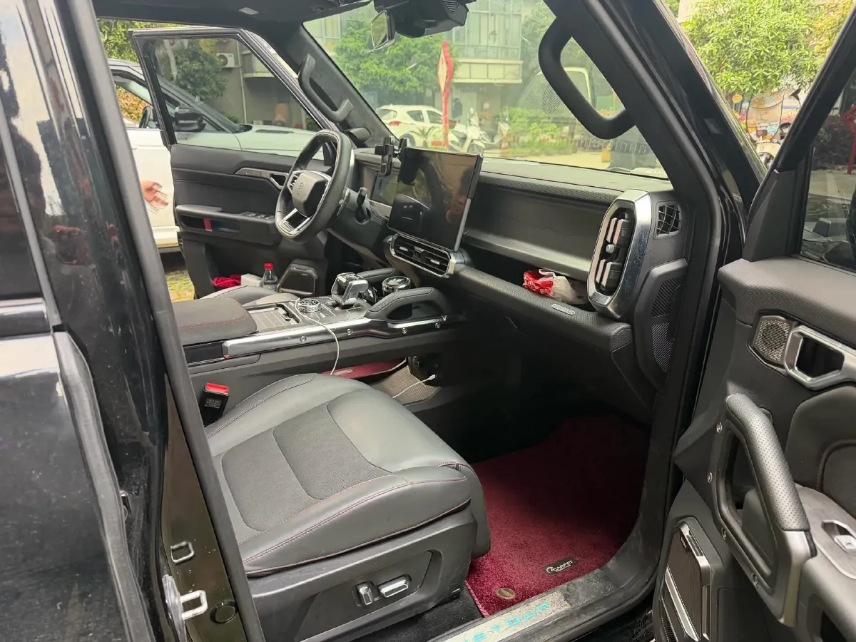 2023 Jetour Traveller 2.0T 254HP L4 7DCT,autocango,china used car exporter,china ev exporter,chinese used car exporter,chinese used ev exporter