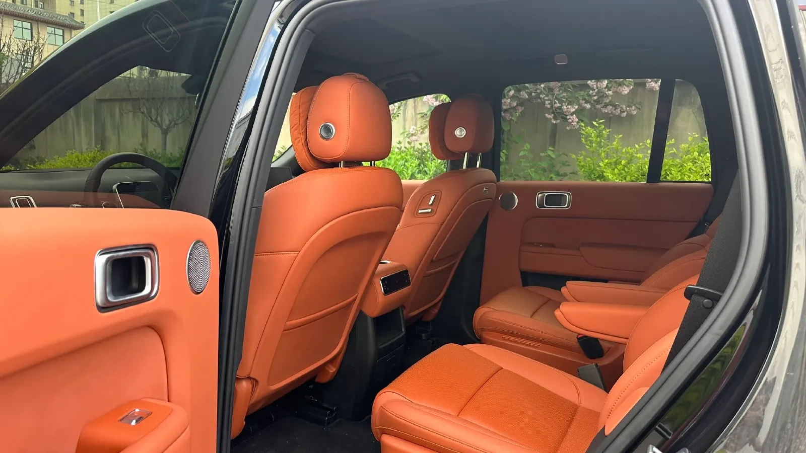 2024 Volvo S60 2.0T 197HP L4 7DCT,autocango,china used car exporter,china ev exporter,chinese used car exporter,chinese used ev exporter