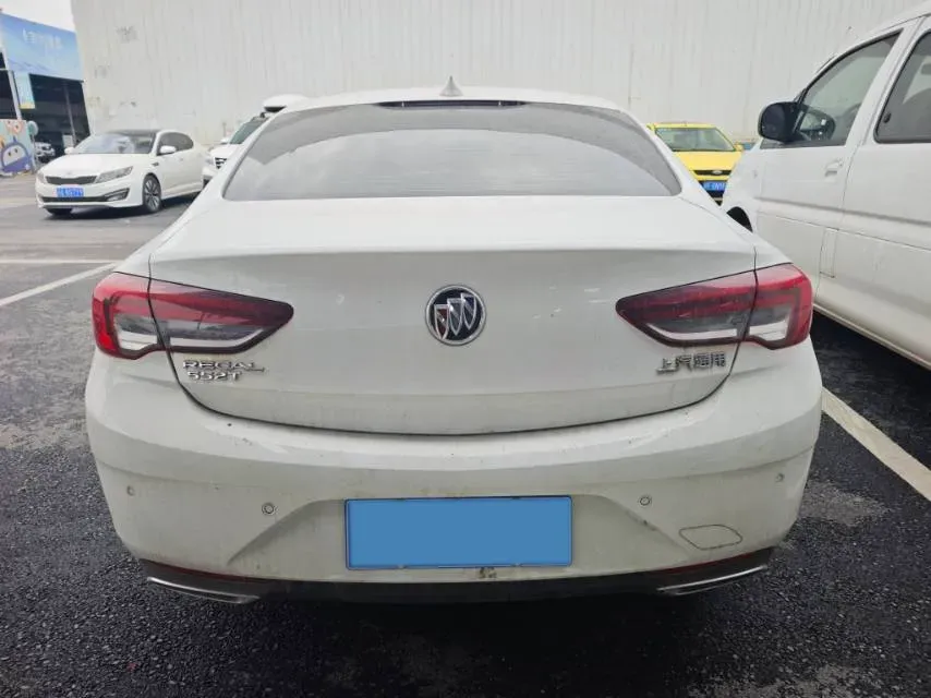 2020 Buick Regal 1.5T 169HP L4 9AT,autocango,china used car exporter,china ev exporter,chinese used car exporter,chinese used ev exporter