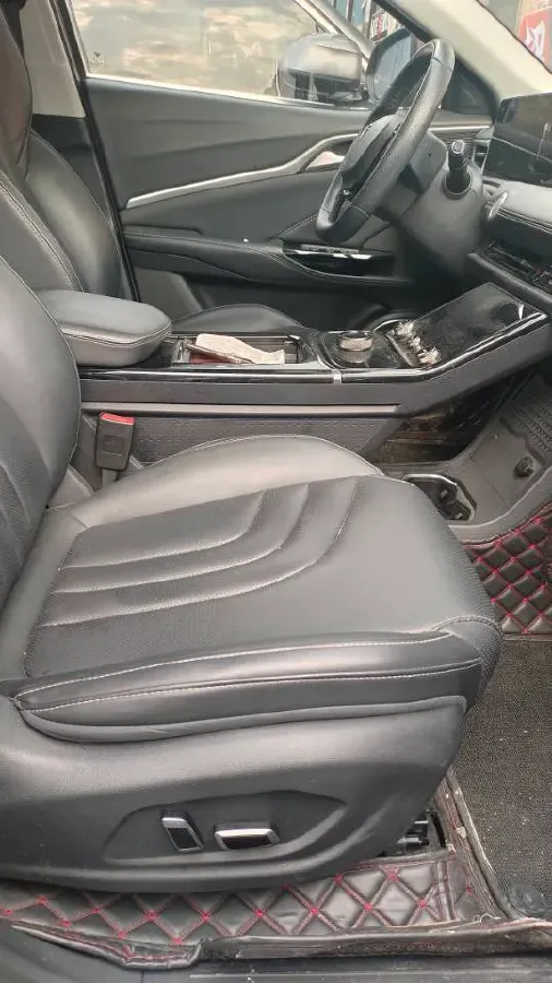 2022 Ford Focus 1.5T 177HP L4 6AT,autocango,china used car exporter,china ev exporter,chinese used car exporter,chinese used ev exporter