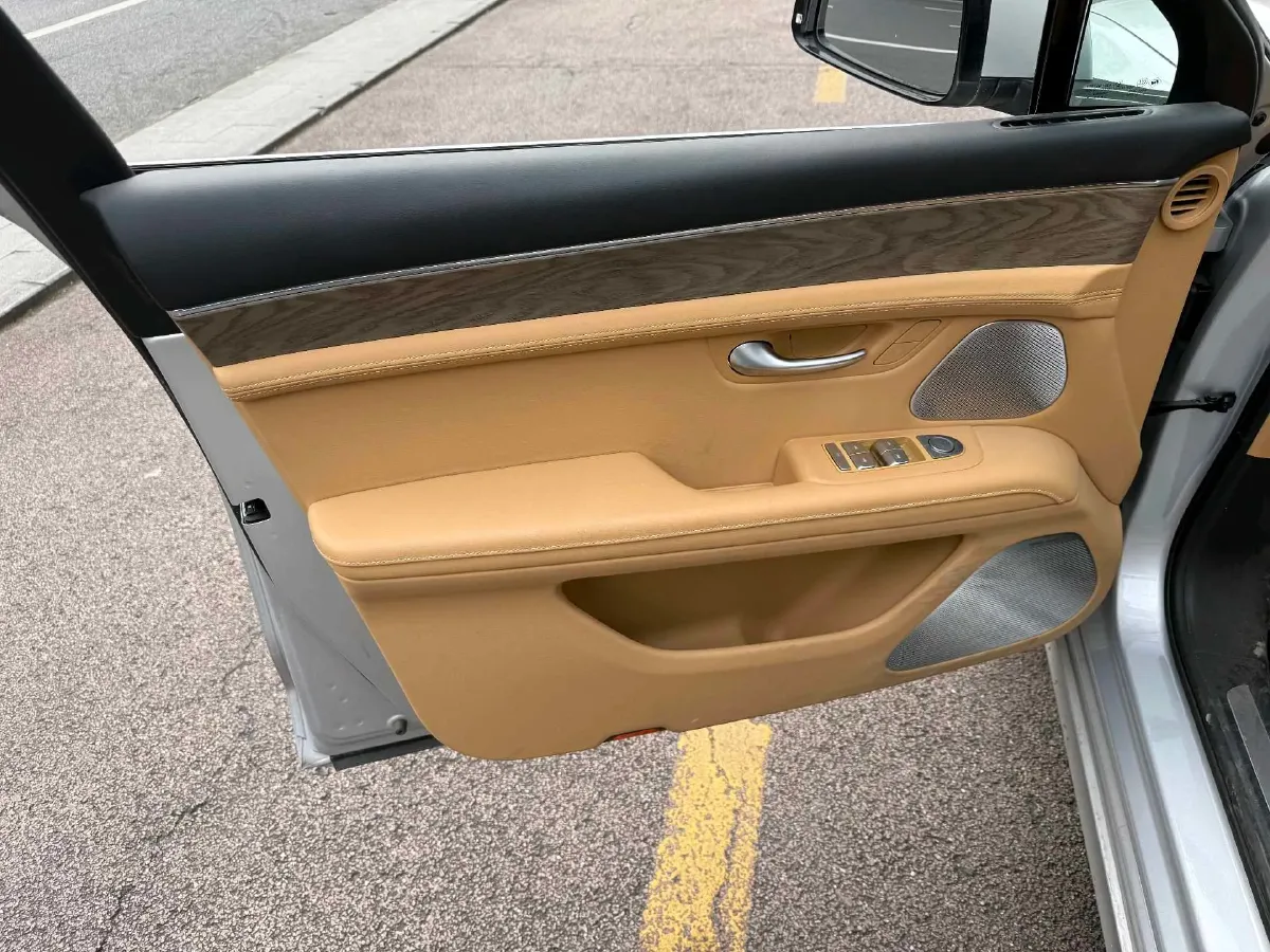 2022 JMC YuHu 7 2.0T 141HP L4 8AT,autocango,china used car exporter,china ev exporter,chinese used car exporter,chinese used ev exporter