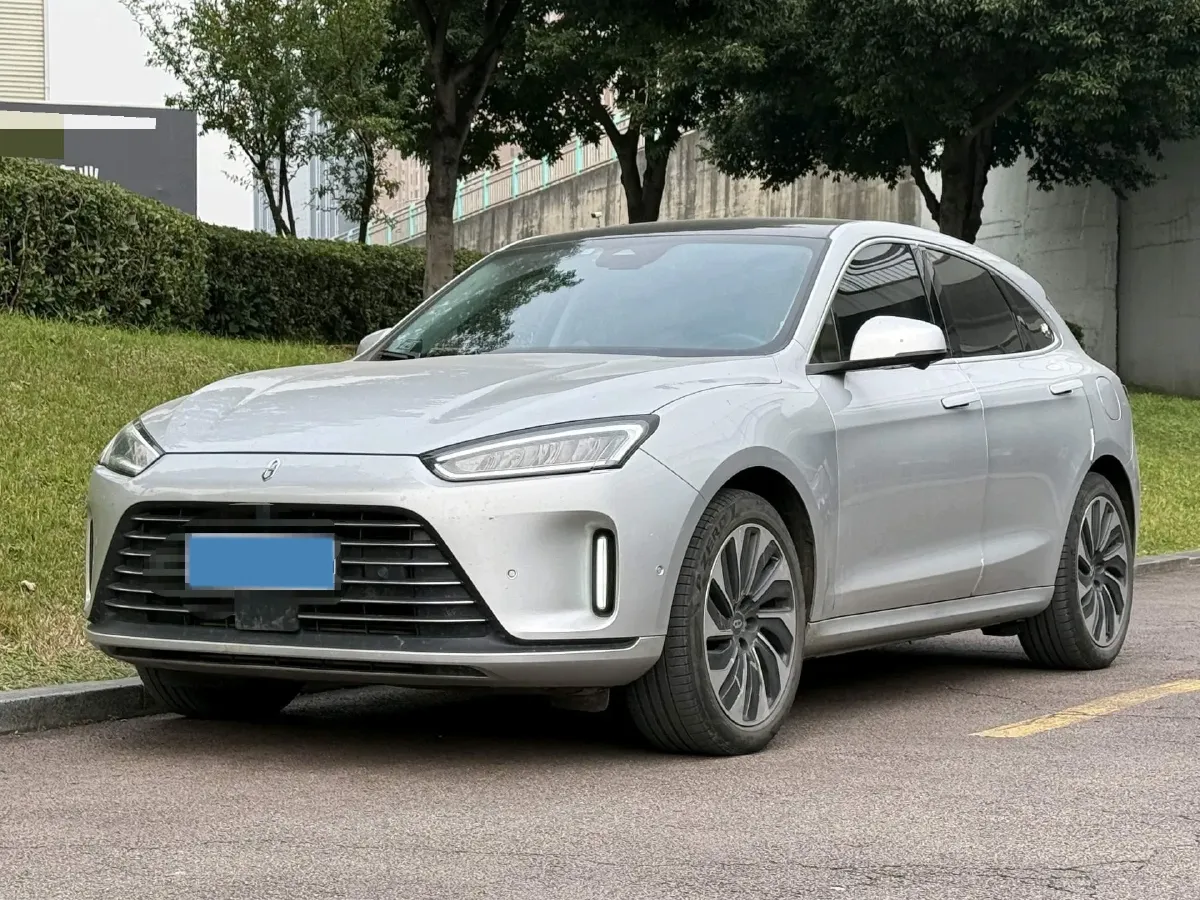 2022 JMC YuHu 7 2.0T 141HP L4 8AT,autocango,china used car exporter,china ev exporter,chinese used car exporter,chinese used ev exporter