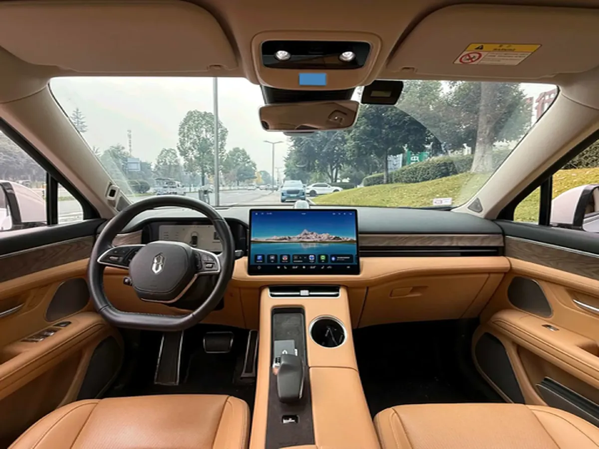 2022 JMC YuHu 7 2.0T 141HP L4 8AT,autocango,china used car exporter,china ev exporter,chinese used car exporter,chinese used ev exporter