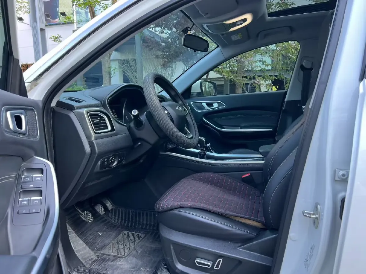 2018 Chery Tiggo 8 1.5T 147HP L4 6MT,autocango,china used car exporter,china ev exporter,chinese used car exporter,chinese used ev exporter