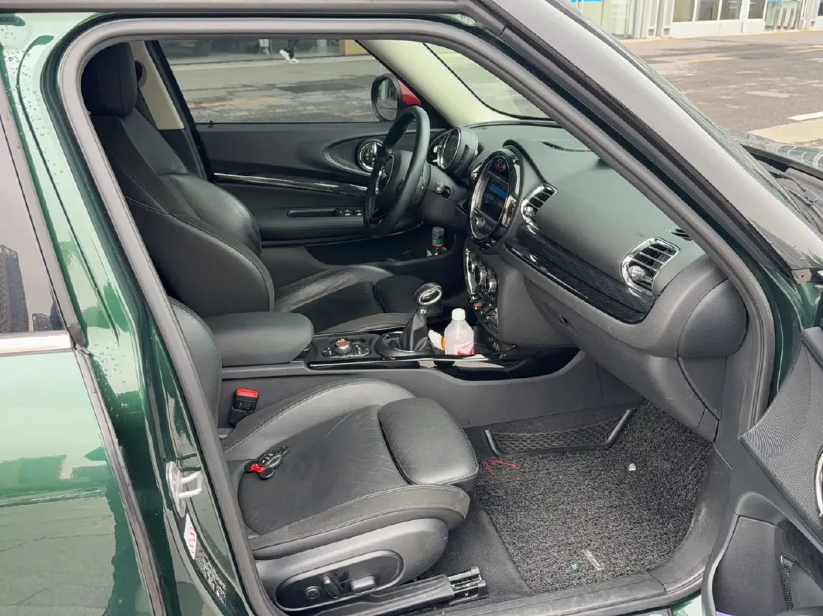 2016 MINI CLUBMAN 1.5T 136HP L3 6AT,autocango,china used car exporter,china ev exporter,chinese used car exporter,chinese used ev exporter