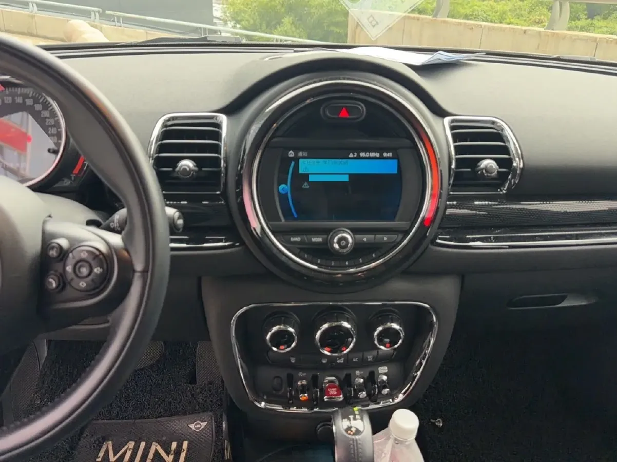 2016 MINI CLUBMAN 1.5T 136HP L3 6AT,autocango,china used car exporter,china ev exporter,chinese used car exporter,chinese used ev exporter