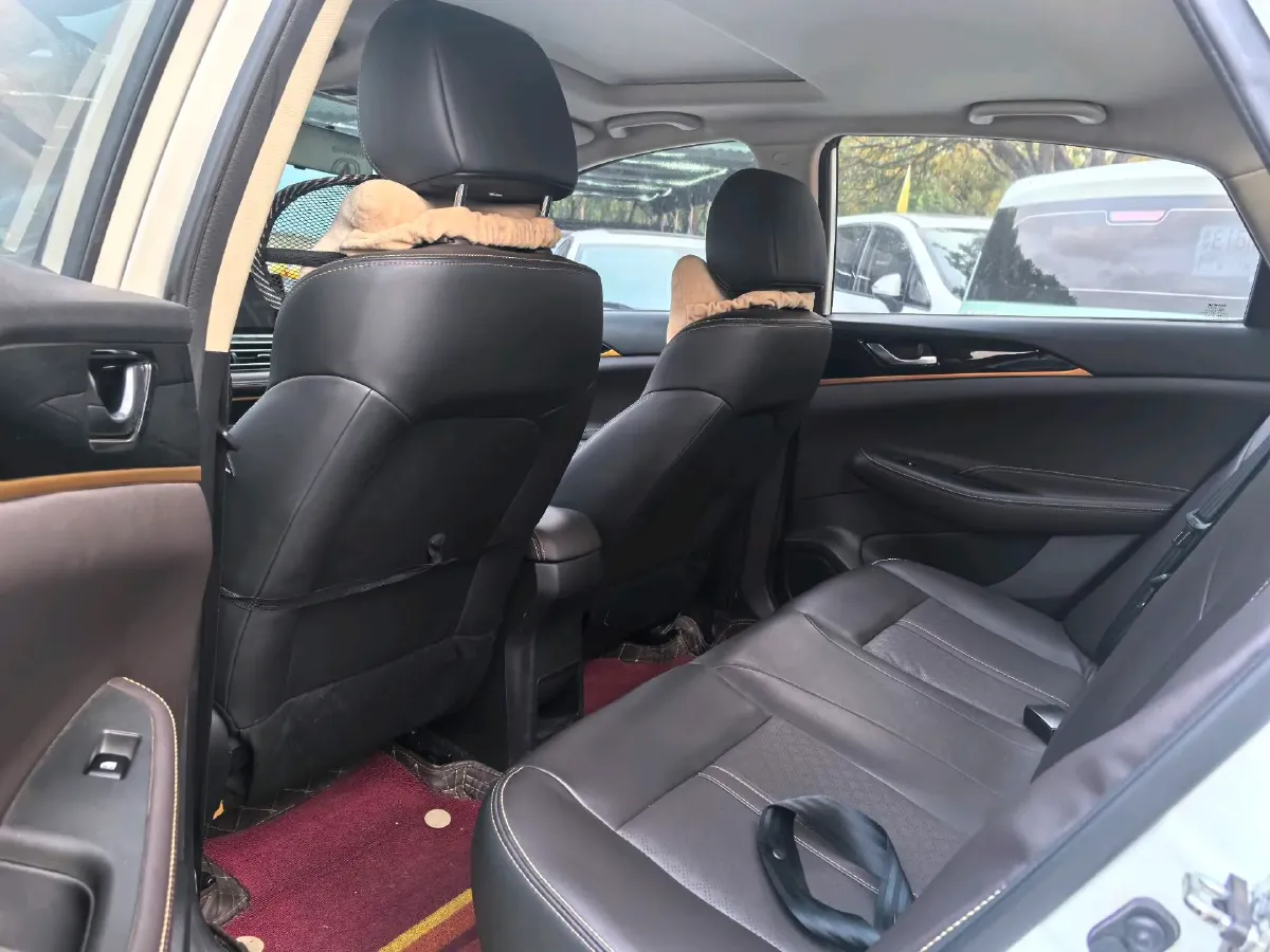 2019 ChangAn Eado DT 1.6L 125HP L4 4AT,autocango,china used car exporter,china ev exporter,chinese used car exporter,chinese used ev exporter