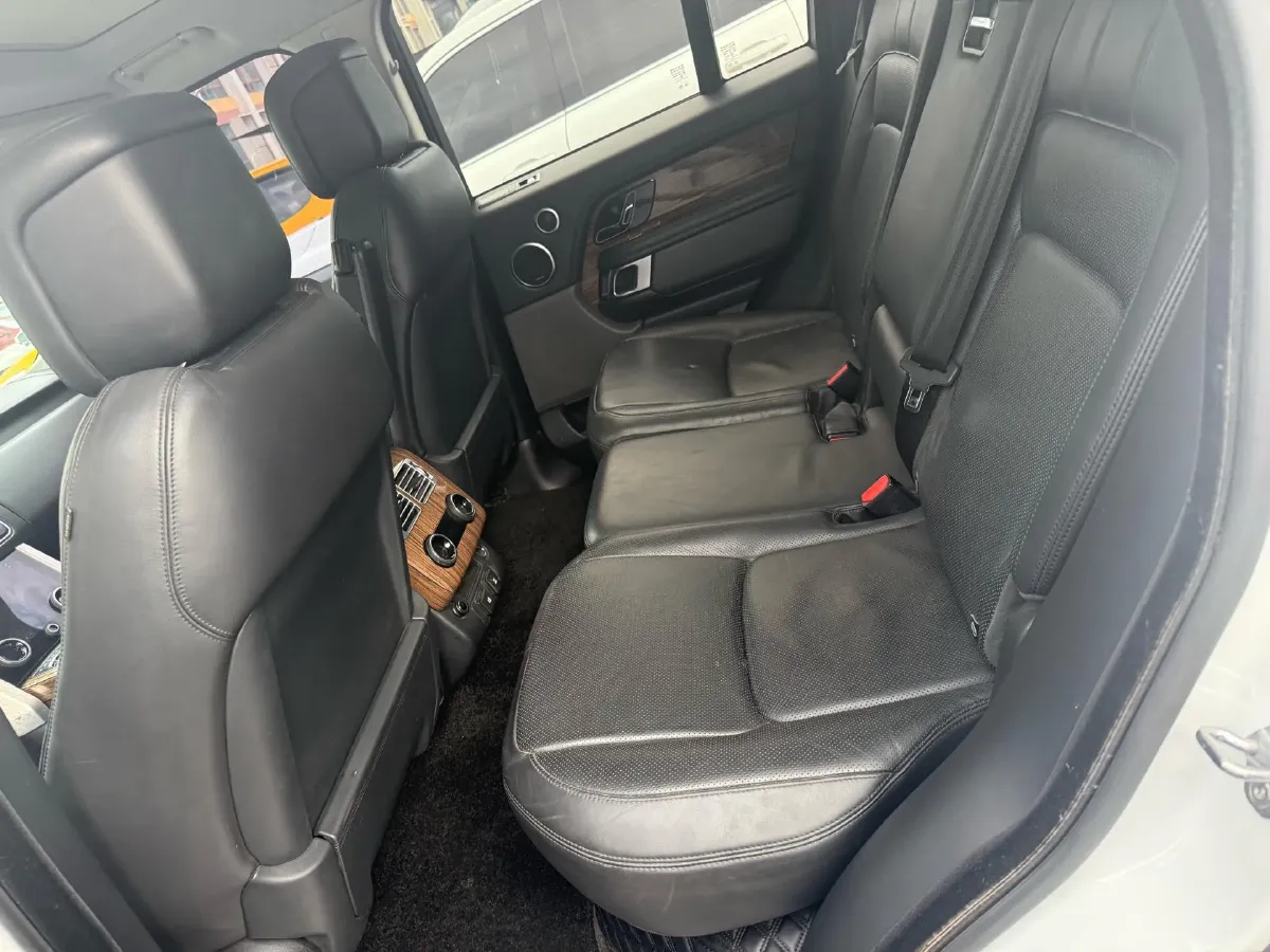 2019 BMW 7 Series 3.0T 340HP L6 8AT,autocango,china used car exporter,china ev exporter,chinese used car exporter,chinese used ev exporter