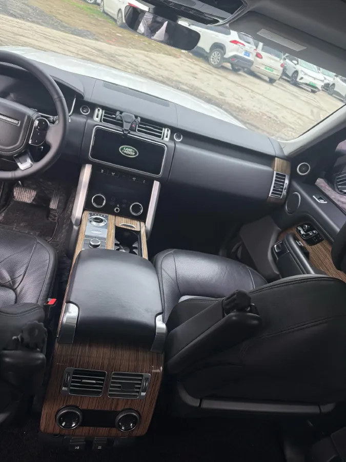 2019 BMW 7 Series 3.0T 340HP L6 8AT,autocango,china used car exporter,china ev exporter,chinese used car exporter,chinese used ev exporter