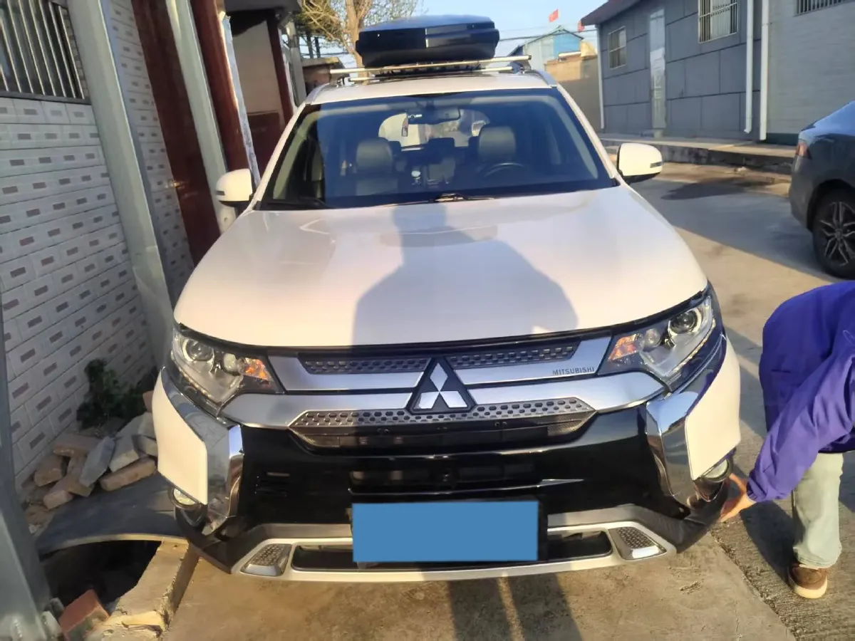 2019 Mitsubishi Outlander 2.0L 166HP L4 CVT,autocango,china used car exporter,china ev exporter,chinese used car exporter,chinese used ev exporter