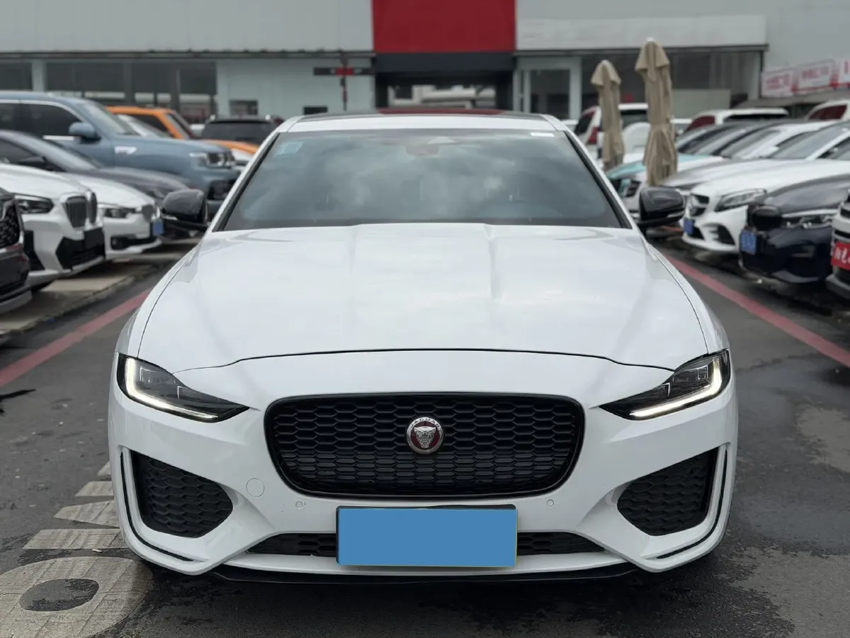 2023 Jaguar XEL 2.0T 250HP L4 8AT,autocango,china used car exporter,china ev exporter,chinese used car exporter,chinese used ev exporter