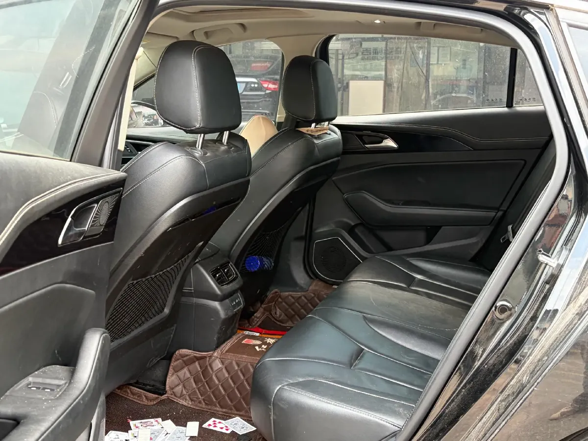 2019 HongQi H5 1.8T 180HP L4 6AT,autocango,china used car exporter,china ev exporter,chinese used car exporter,chinese used ev exporter