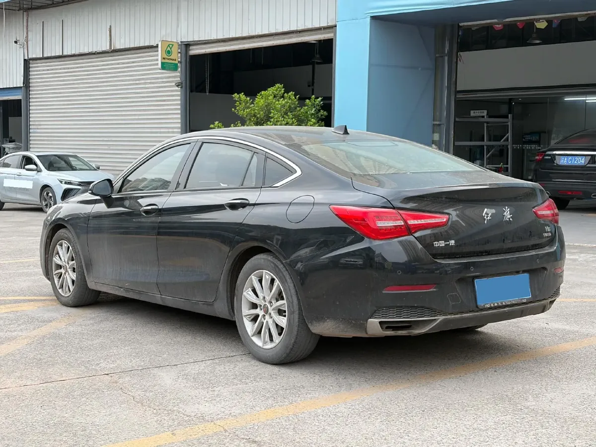 2019 HongQi H5 1.8T 180HP L4 6AT,autocango,china used car exporter,china ev exporter,chinese used car exporter,chinese used ev exporter
