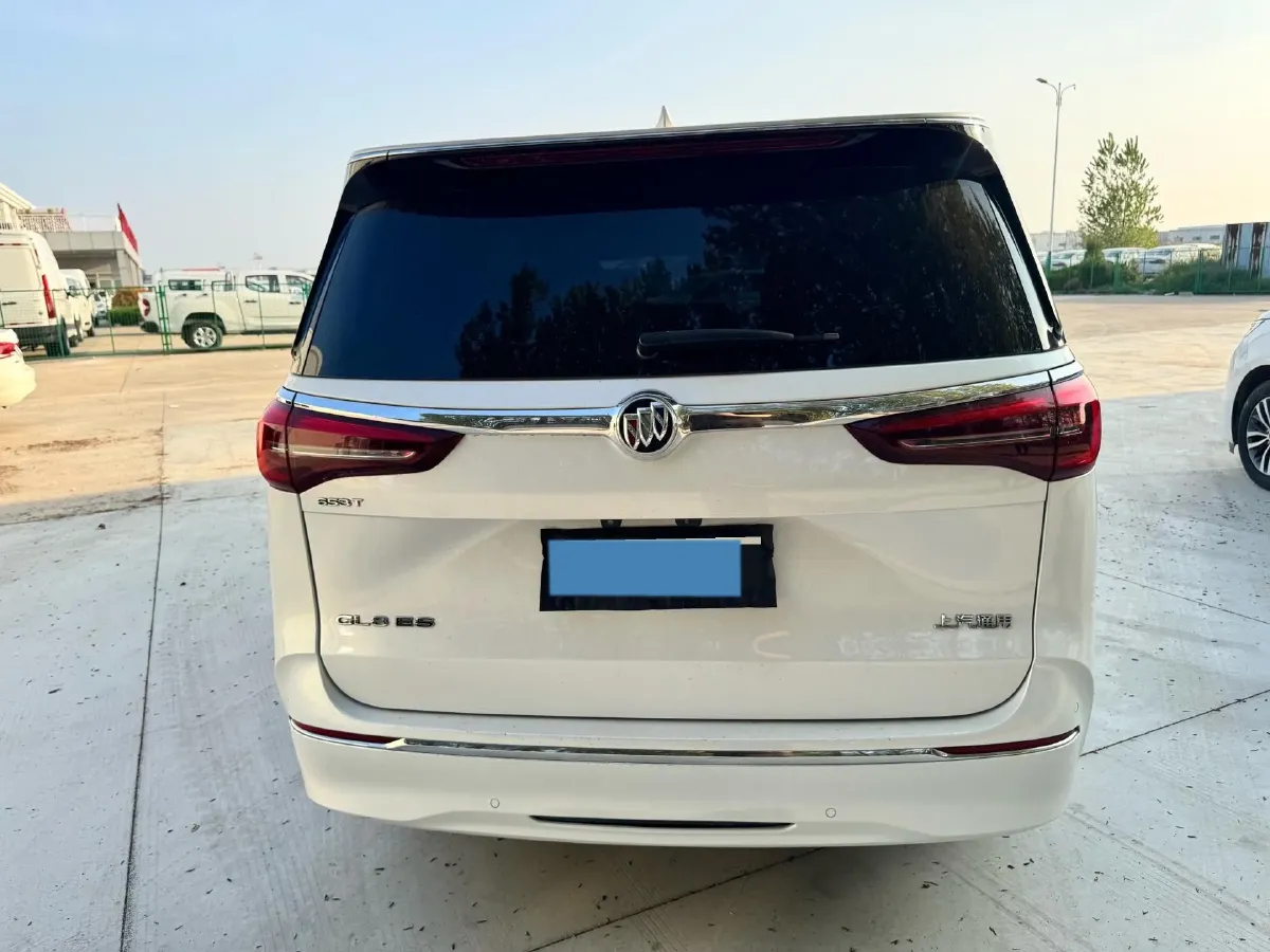 2020 Buick GL8 2.0T 237HP L4 9AT,autocango,china used car exporter,china ev exporter,chinese used car exporter,chinese used ev exporter
