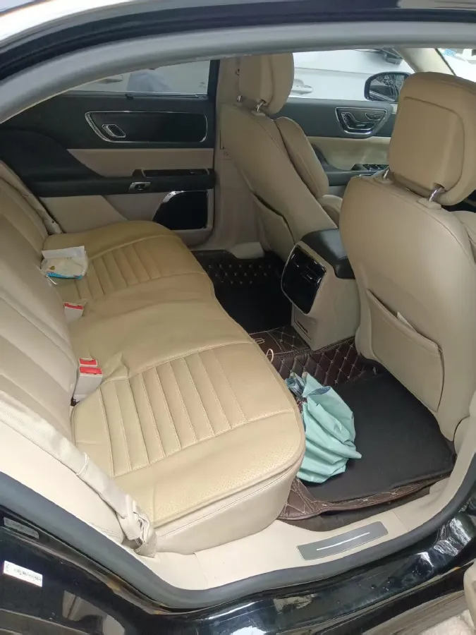 2017 Lincoln Continental 2.0T 261HP L4 6AT,autocango,china used car exporter,china ev exporter,chinese used car exporter,chinese used ev exporter