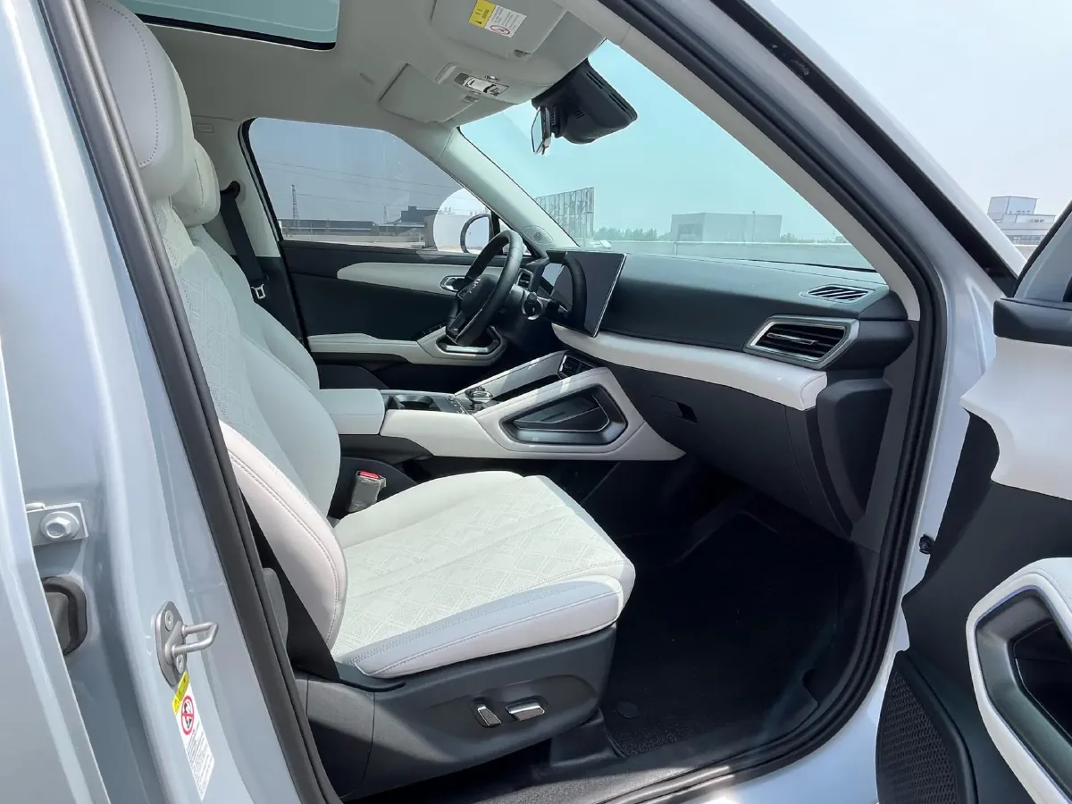 2024 BYD YuanUP BEV 45.12KWH,autocango,china used car exporter,china ev exporter,chinese used car exporter,chinese used ev exporter