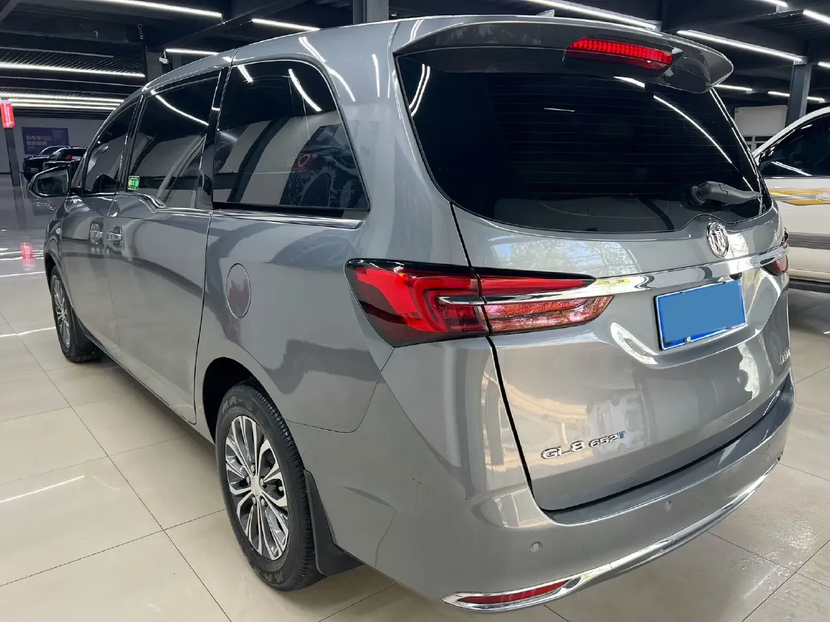 2022 Buick GL8 2.0T 237HP L4 9AT,autocango,china used car exporter,china ev exporter,chinese used car exporter,chinese used ev exporter