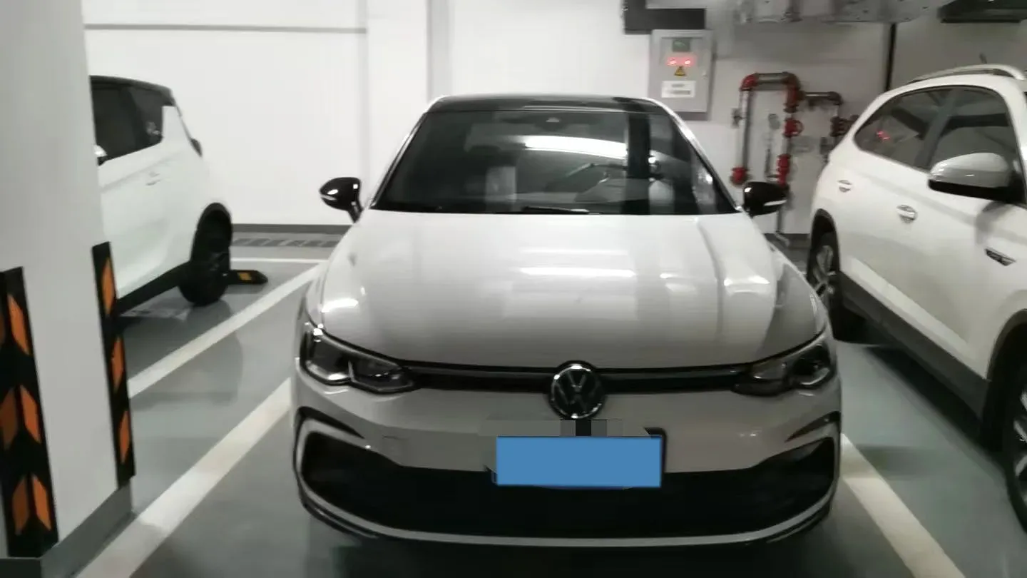 2023 Volkswagen Golf 1.4T 150HP L4 7DCT,autocango,china used car exporter,china ev exporter,chinese used car exporter,chinese used ev exporter