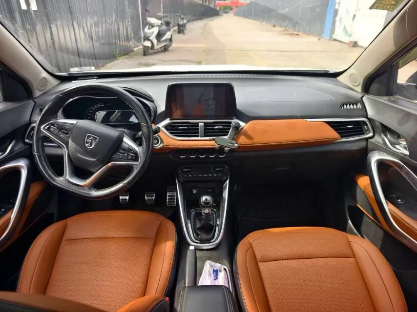 2019 Bestune X40 1.6L 114HP L4 5MT,autocango,china used car exporter,china ev exporter,chinese used car exporter,chinese used ev exporter