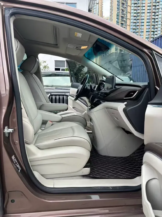 2021 Buick GL8 2.0T 237HP L4 9AT,autocango,china used car exporter,china ev exporter,chinese used car exporter,chinese used ev exporter