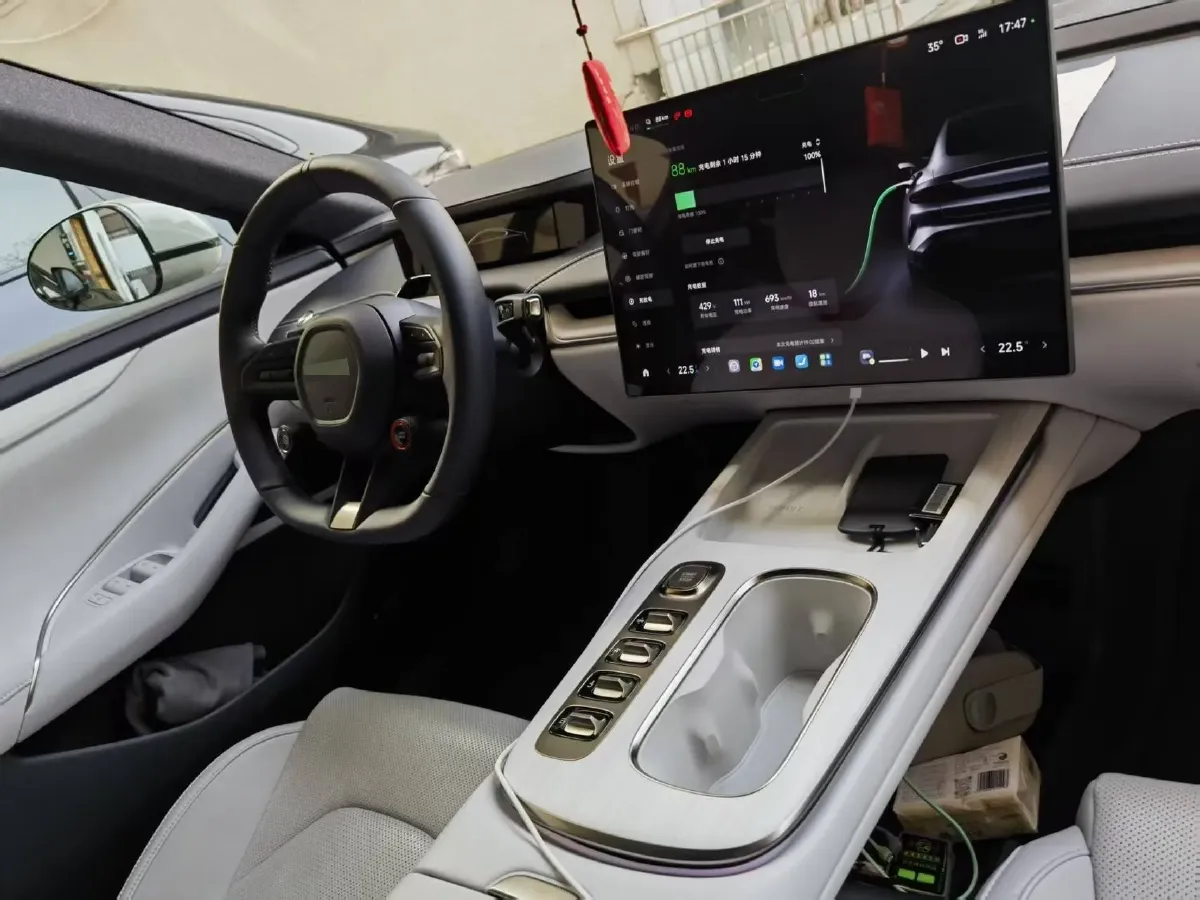 2024 MI SU7 BEV 94.3KWH,autocango,china used car exporter,china ev exporter,chinese used car exporter,chinese used ev exporter