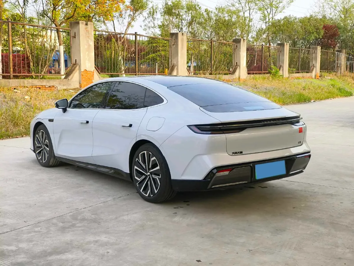 2024 Geely Galaxy E8 BEV 76KWH,autocango,china used car exporter,china ev exporter,chinese used car exporter,chinese used ev exporter