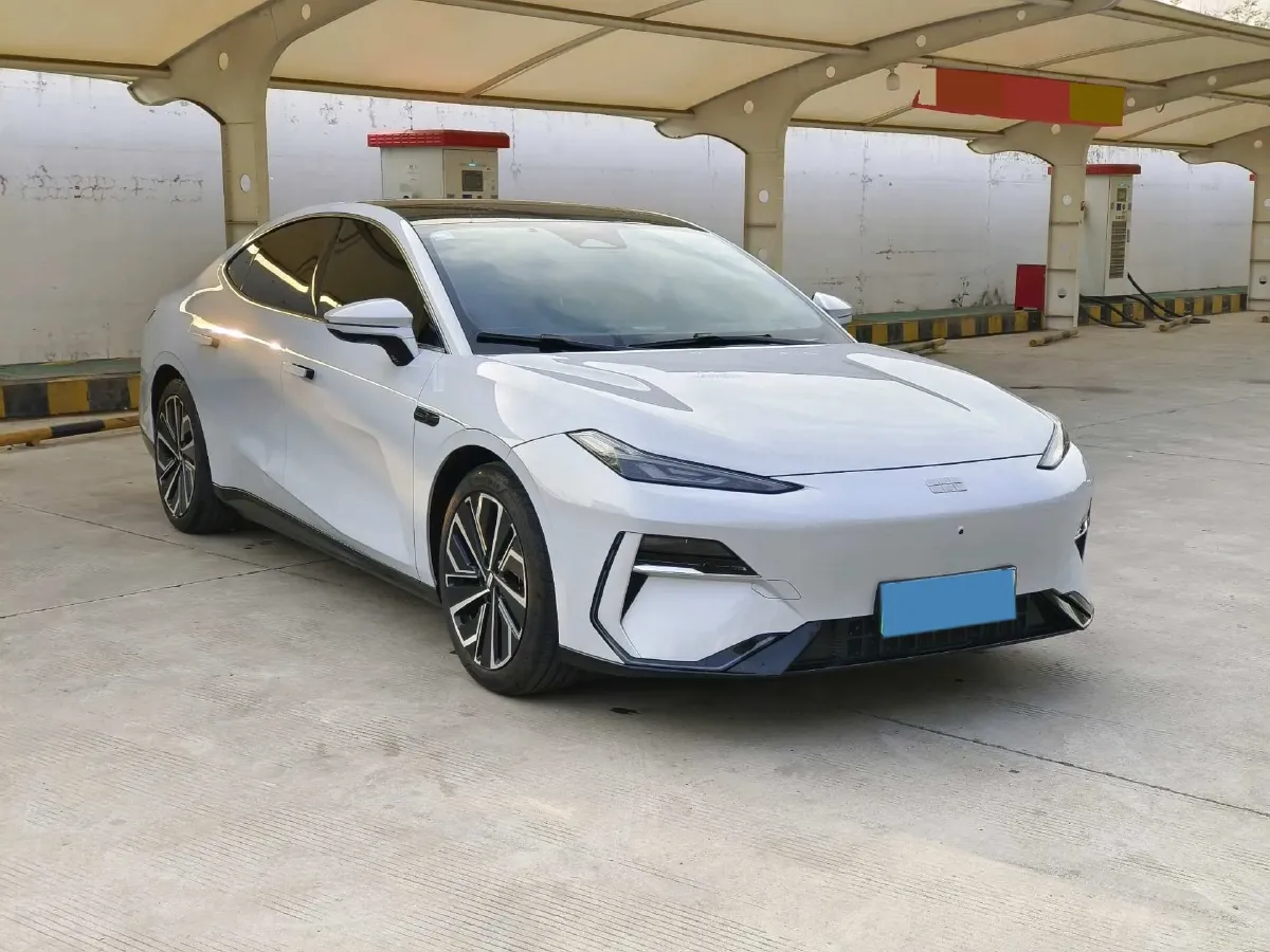 2024 Geely Galaxy E8 BEV 76KWH,autocango,china used car exporter,china ev exporter,chinese used car exporter,chinese used ev exporter