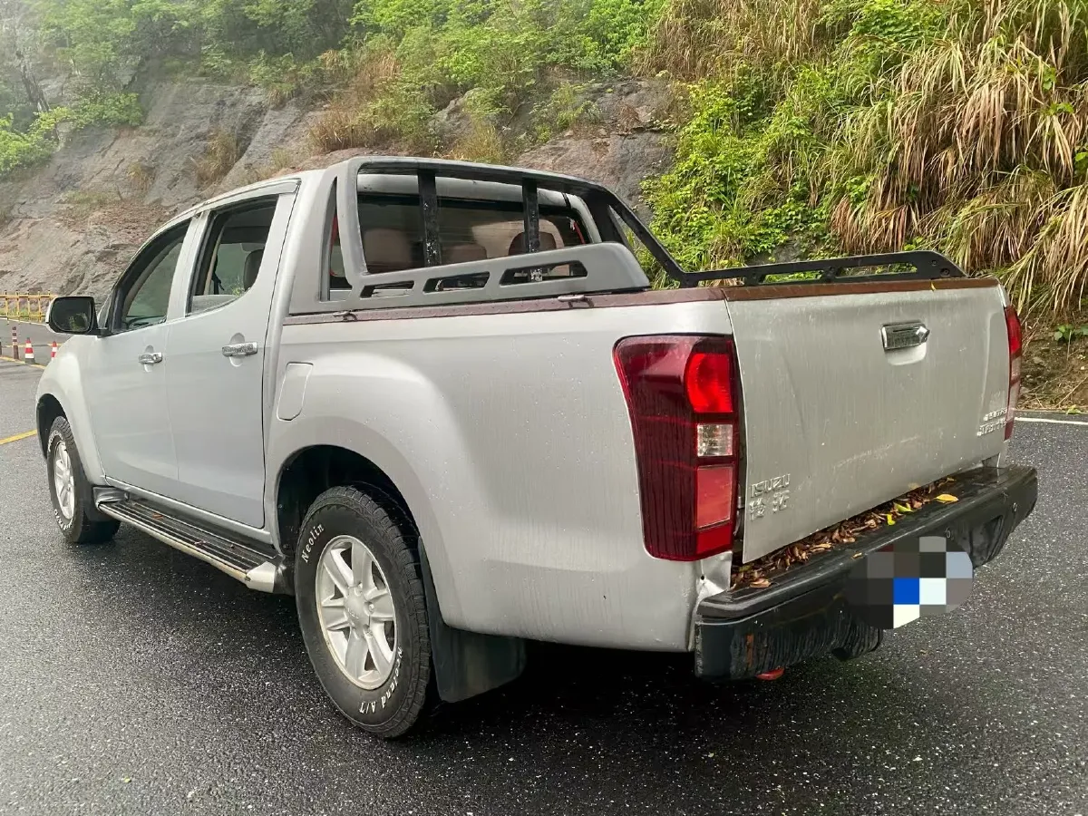 2019 Isuzu LingTuo 2.5T 150HP L4 6MT,autocango,china used car exporter,china ev exporter,chinese used car exporter,chinese used ev exporter