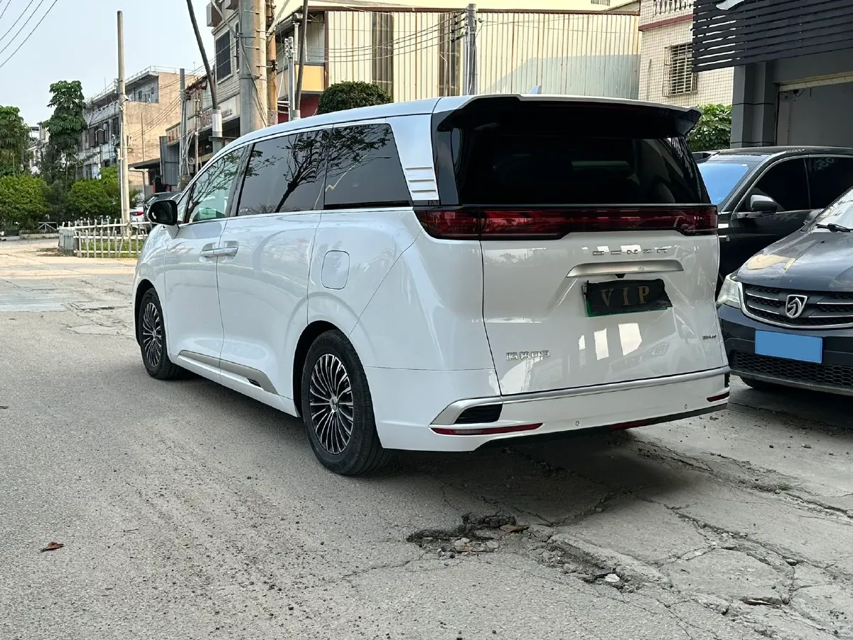 2024 Denza D9 1.5T 139HP L4 E-CVT PHEV 40KWH,autocango,china used car exporter,china ev exporter,chinese used car exporter,chinese used ev exporter