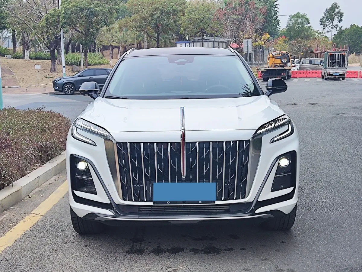 2024 HongQi HS3 1.5T 169HP L4 1DHT PHEV 18.4KWH,autocango,china used car exporter,china ev exporter,chinese used car exporter,chinese used ev exporter
