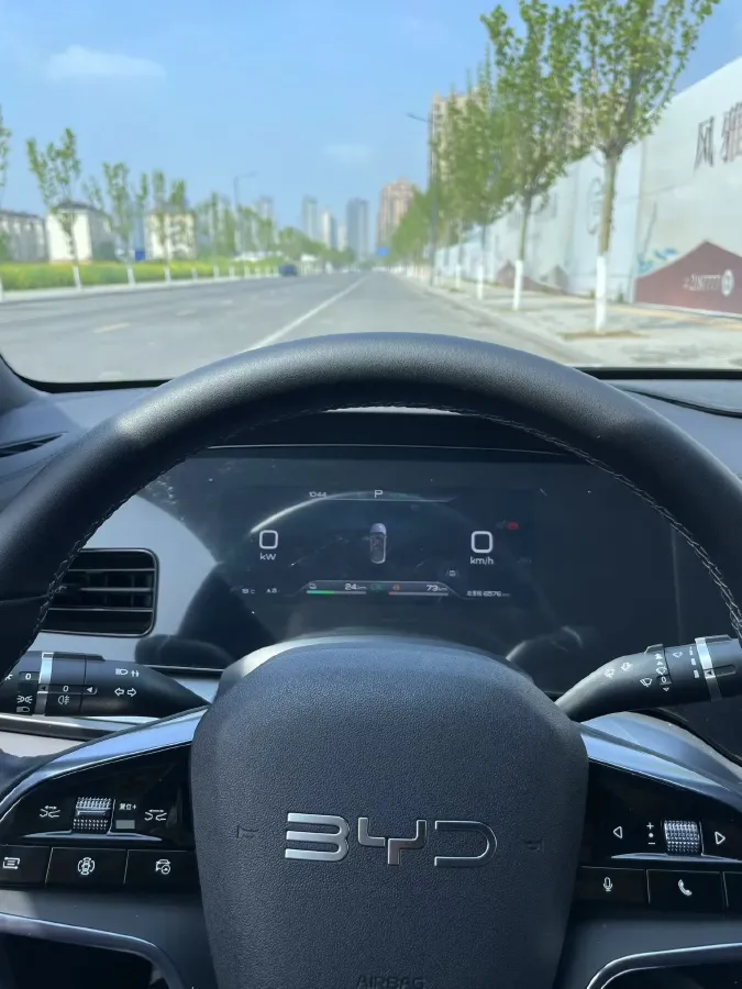 2025 BYD Seal07 DM-i 1.5L 101HP L4 E-CVT PHEV 10.08KWH,autocango,china used car exporter,china ev exporter,chinese used car exporter,chinese used ev exporter