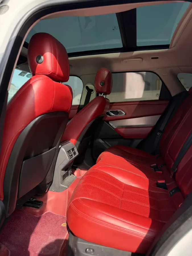 2018 Land Rover Range Rover Velar 2.0T 250HP L4 8AT,autocango,china used car exporter,china ev exporter,chinese used car exporter,chinese used ev exporter