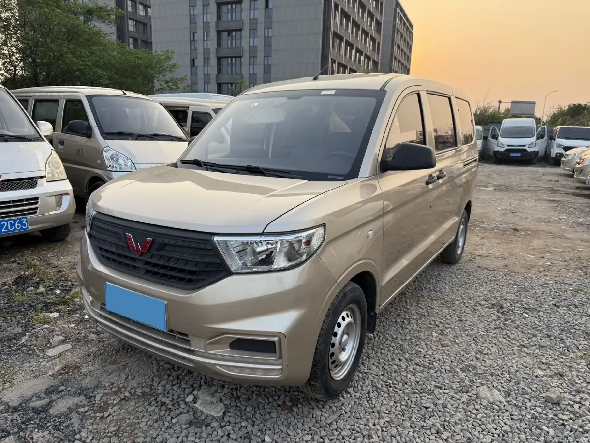 2022 JinBei Little Sea Lion X30 1.5L 102HP L4 5MT,autocango,china used car exporter,china ev exporter,chinese used car exporter,chinese used ev exporter