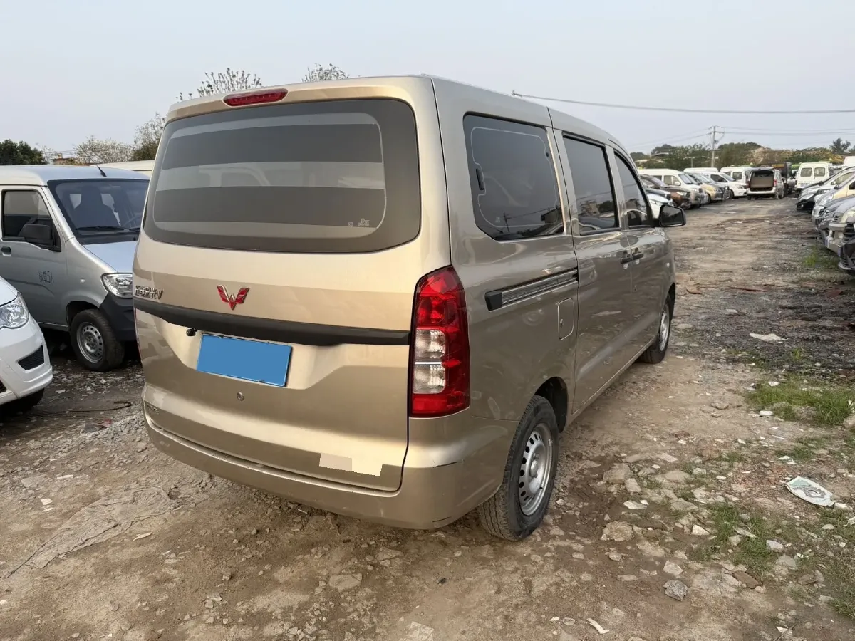 2022 JinBei Little Sea Lion X30 1.5L 102HP L4 5MT,autocango,china used car exporter,china ev exporter,chinese used car exporter,chinese used ev exporter