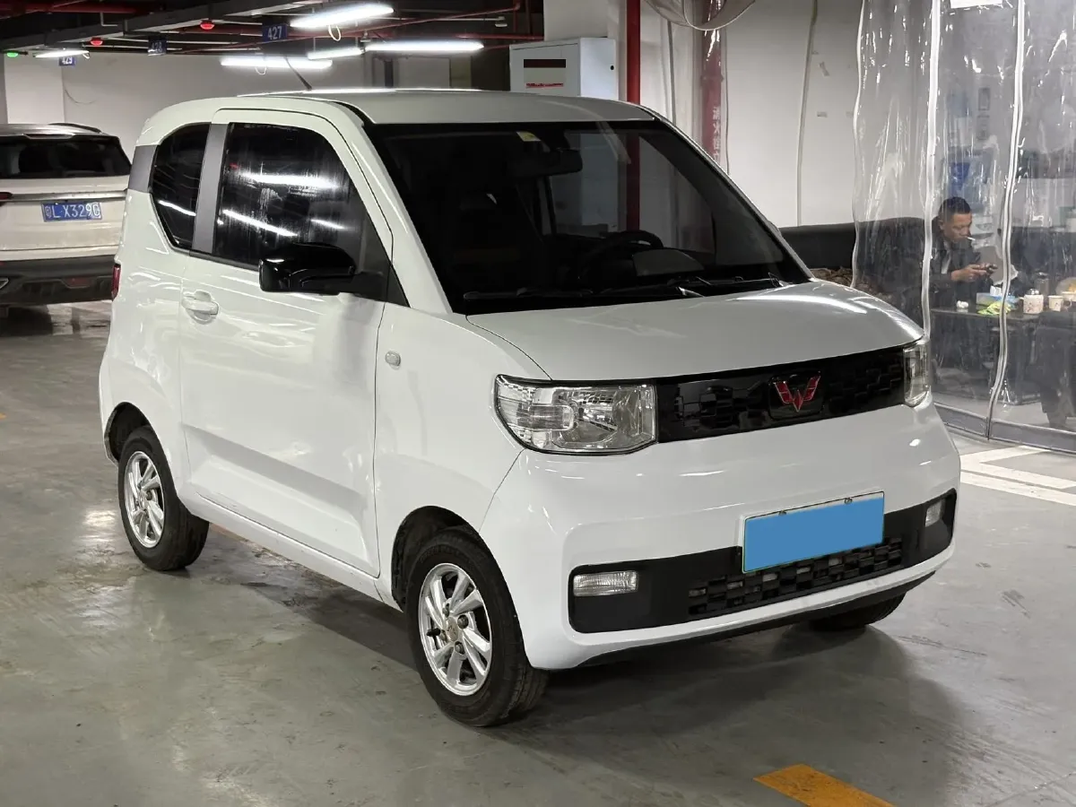 2020 WuLing HongGuang MINI EV BEV 9KWH,autocango,china used car exporter,china ev exporter,chinese used car exporter,chinese used ev exporter