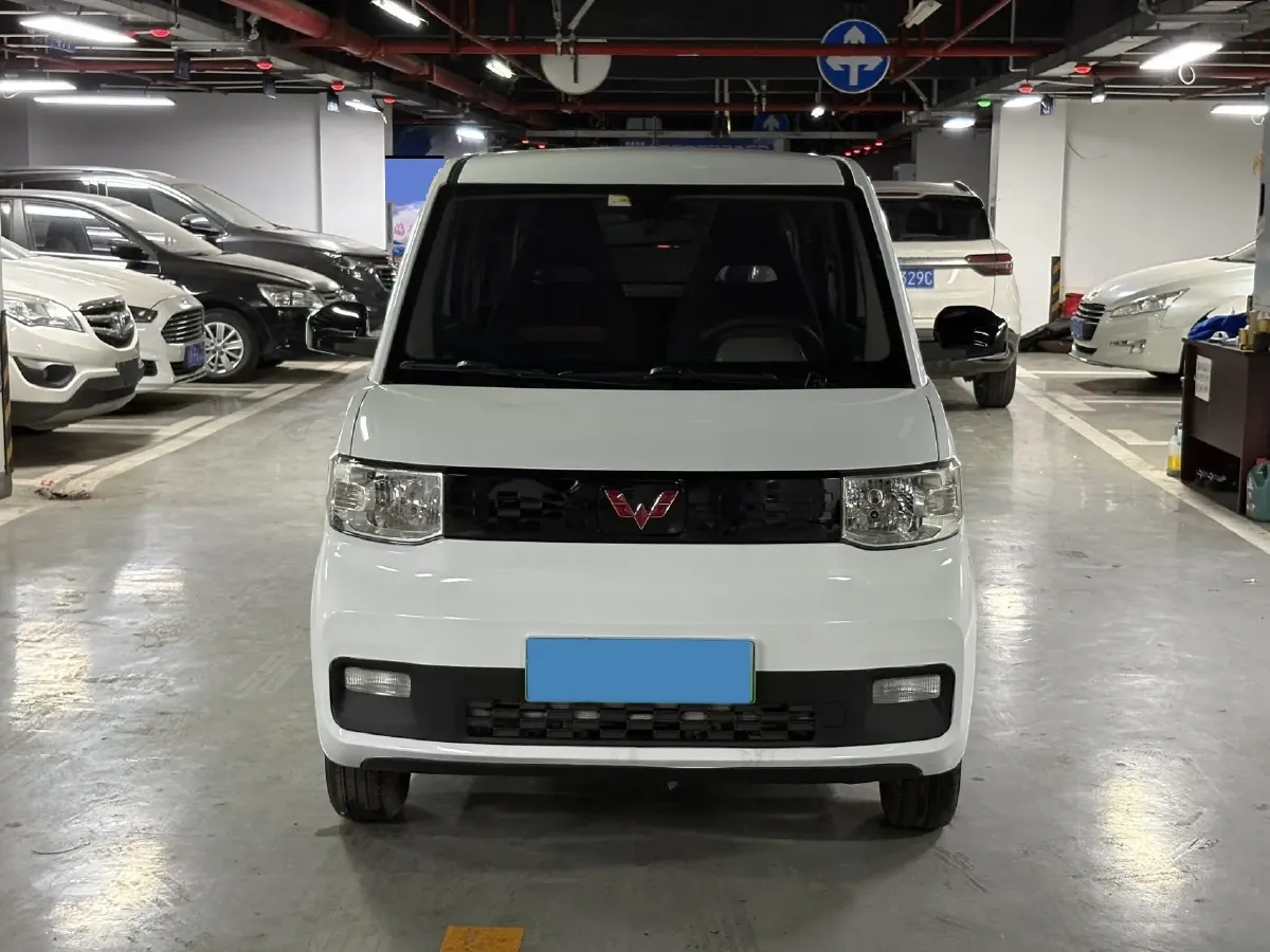 2020 WuLing HongGuang MINI EV BEV 9KWH,autocango,china used car exporter,china ev exporter,chinese used car exporter,chinese used ev exporter