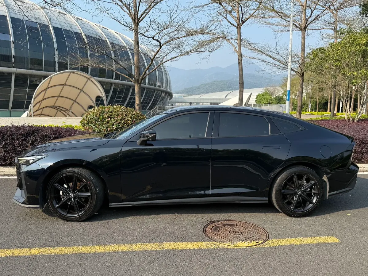 2023 ChangAn UNI-V 1.5T 188HP L4 7DCT,autocango,china used car exporter,china ev exporter,chinese used car exporter,chinese used ev exporter