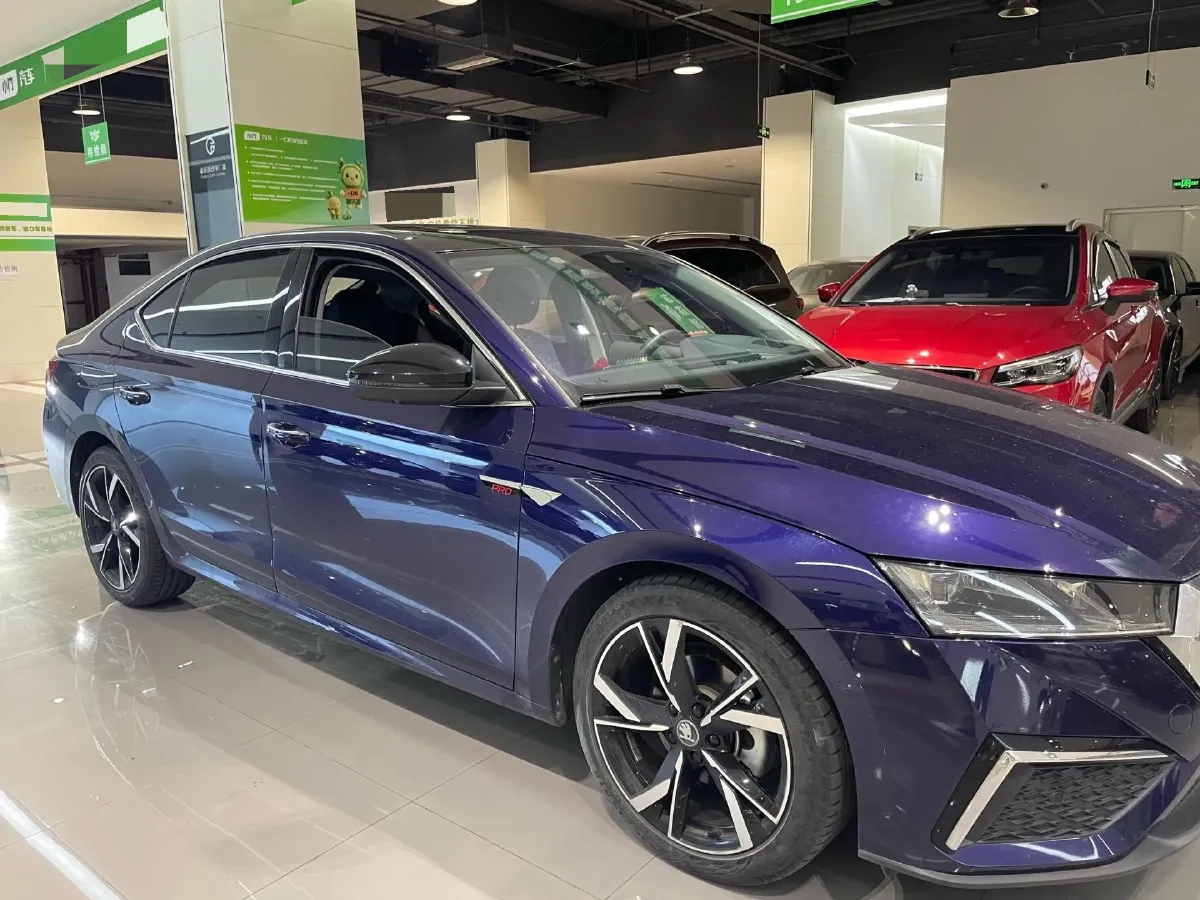 2021 Skoda Octavia 1.4T 150HP L4 7DCT,autocango,china used car exporter,china ev exporter,chinese used car exporter,chinese used ev exporter