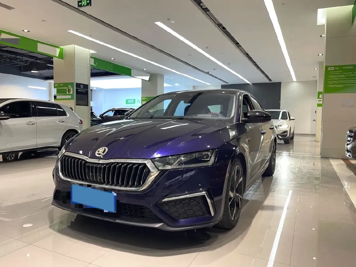 2021 Skoda Octavia 1.4T 150HP L4 7DCT,autocango,china used car exporter,china ev exporter,chinese used car exporter,chinese used ev exporter