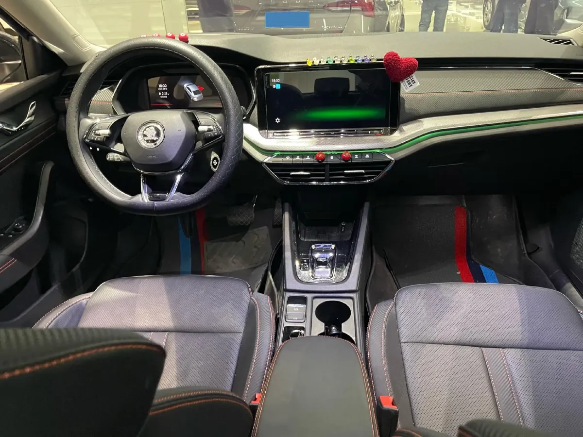 2021 Skoda Octavia 1.4T 150HP L4 7DCT,autocango,china used car exporter,china ev exporter,chinese used car exporter,chinese used ev exporter