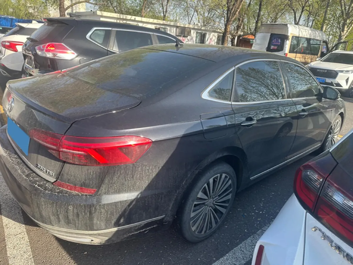 2019 Volkswagen Passat 2.0T 186HP L4 7DCT,autocango,china used car exporter,china ev exporter,chinese used car exporter,chinese used ev exporter