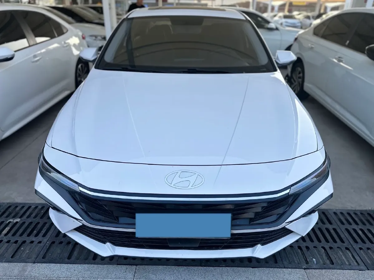 2023 Hyundai Elantra 1.5L 115HP L4 CVT,autocango,china used car exporter,china ev exporter,chinese used car exporter,chinese used ev exporter