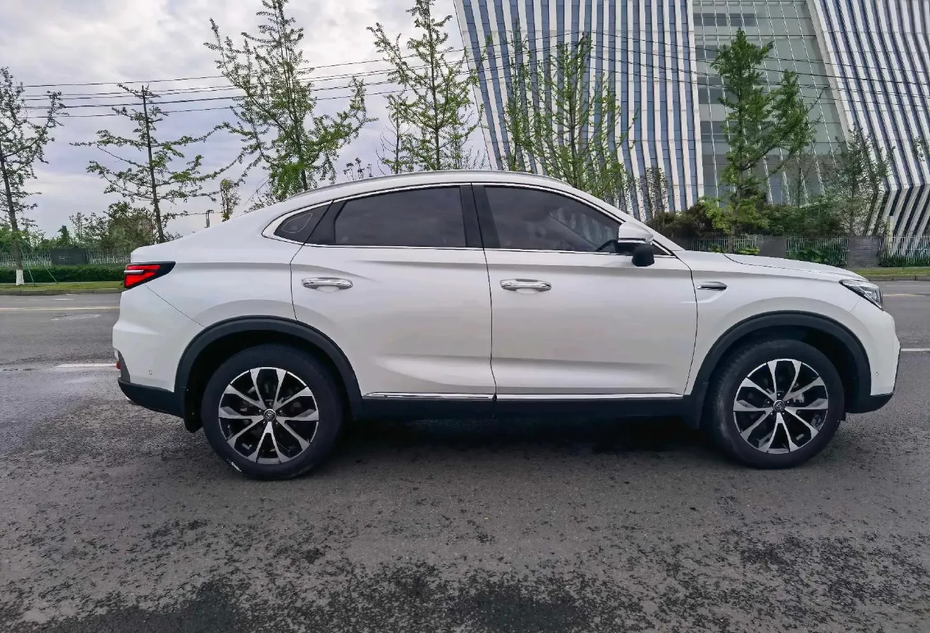 2019 ChangAn CS85 Coupe 1.5T 178HP L4 7DCT,autocango,china used car exporter,china ev exporter,chinese used car exporter,chinese used ev exporter