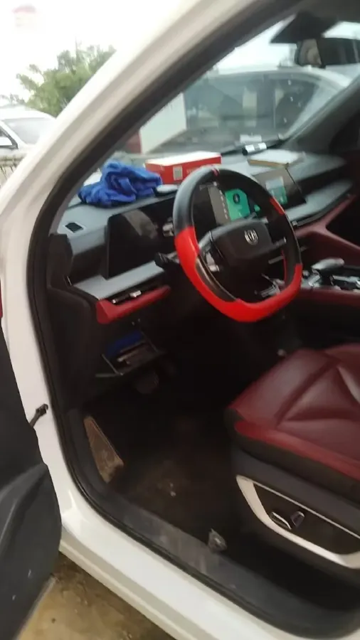 2022 ChangAn CS75 Plus 1.5T 178HP L4 6AT,autocango,china used car exporter,china ev exporter,chinese used car exporter,chinese used ev exporter