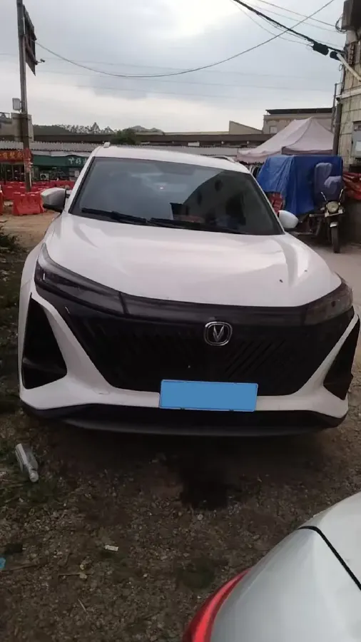 2022 ChangAn CS75 Plus 1.5T 178HP L4 6AT,autocango,china used car exporter,china ev exporter,chinese used car exporter,chinese used ev exporter